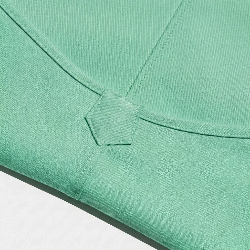 Peppermint Green – feature 1