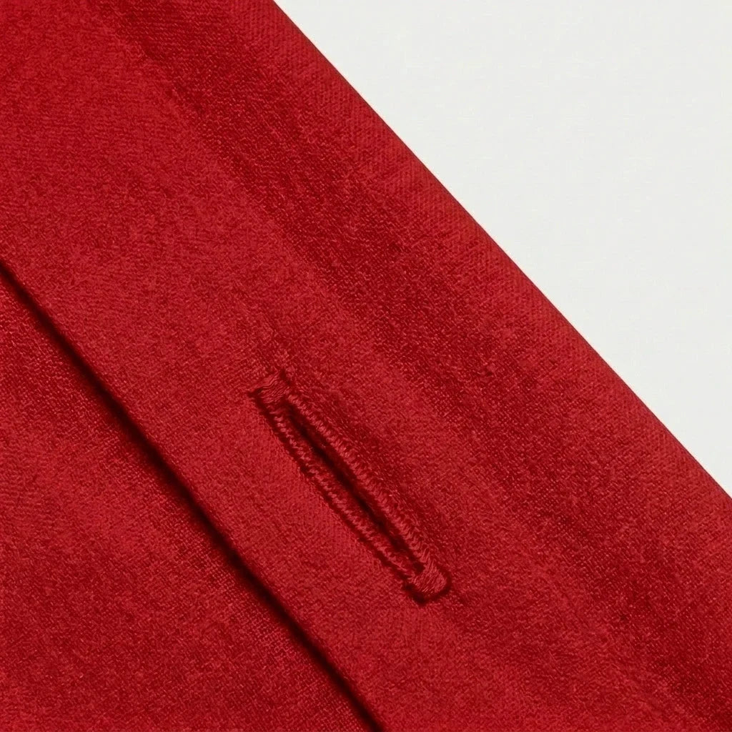 Cranberry Red – feature 2