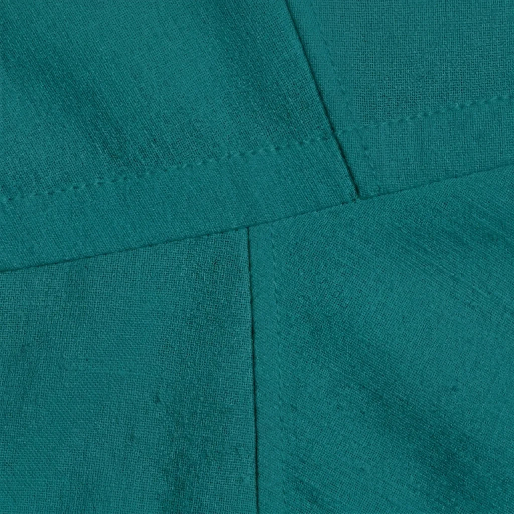 Teal Blue – feature 5