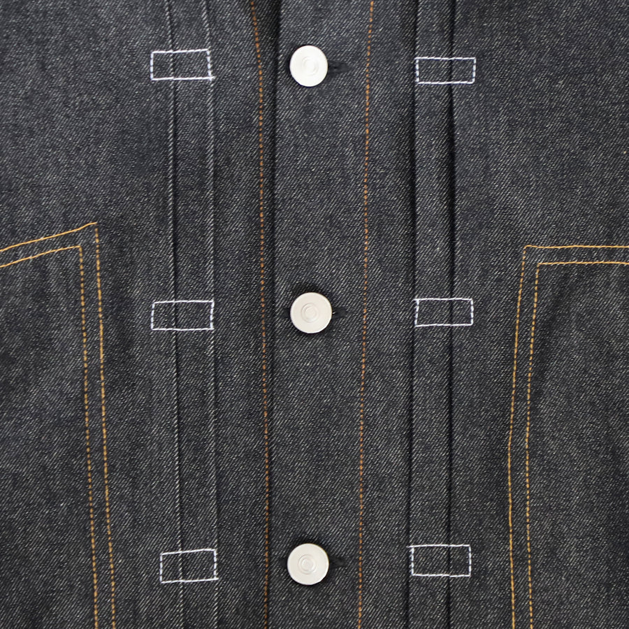 Vintage Box Pleat with Bar-Tack Detail