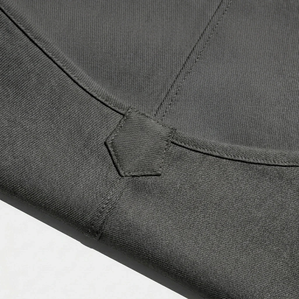Black Chambray – feature 1