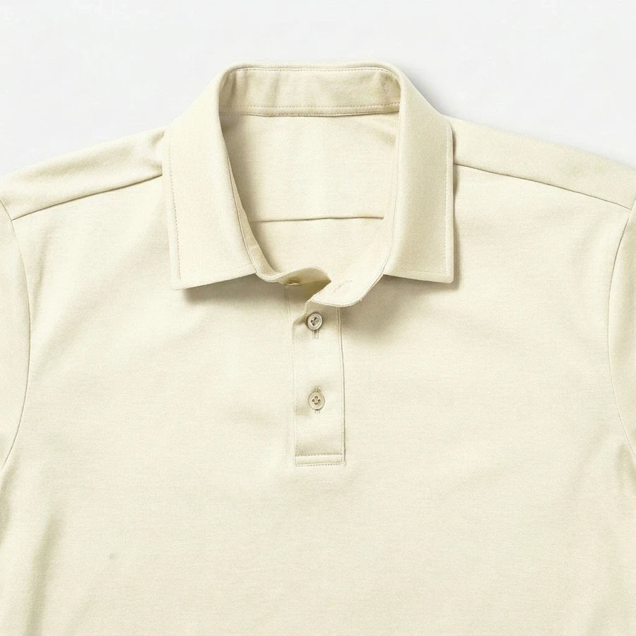 A COLLAR THAT STANDS GUARD