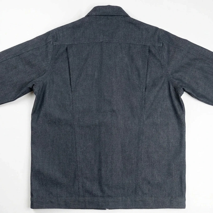 Structured Back Yoke with Bi-Swing Pleats
