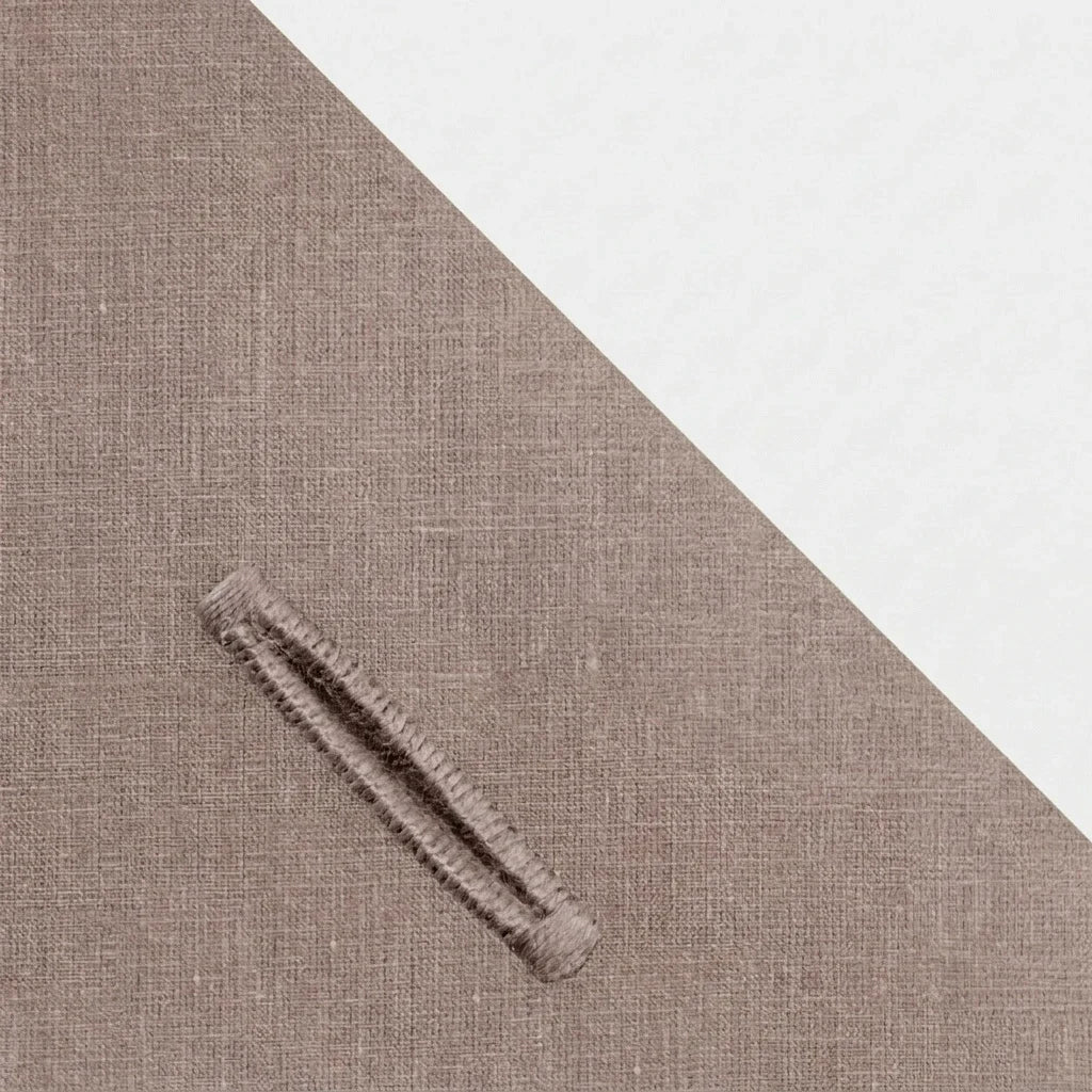Muted Taupe – feature 2