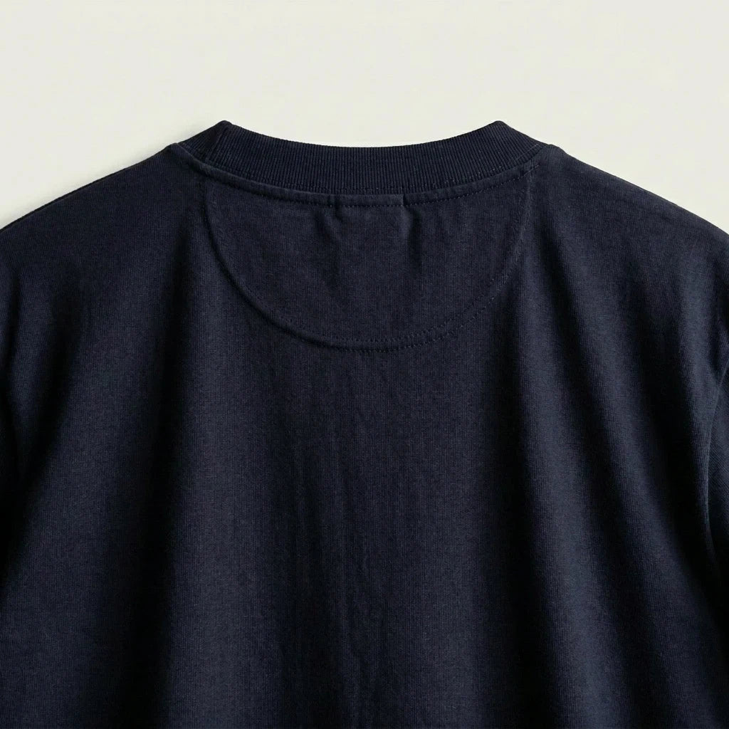 Dark Navy – feature 3