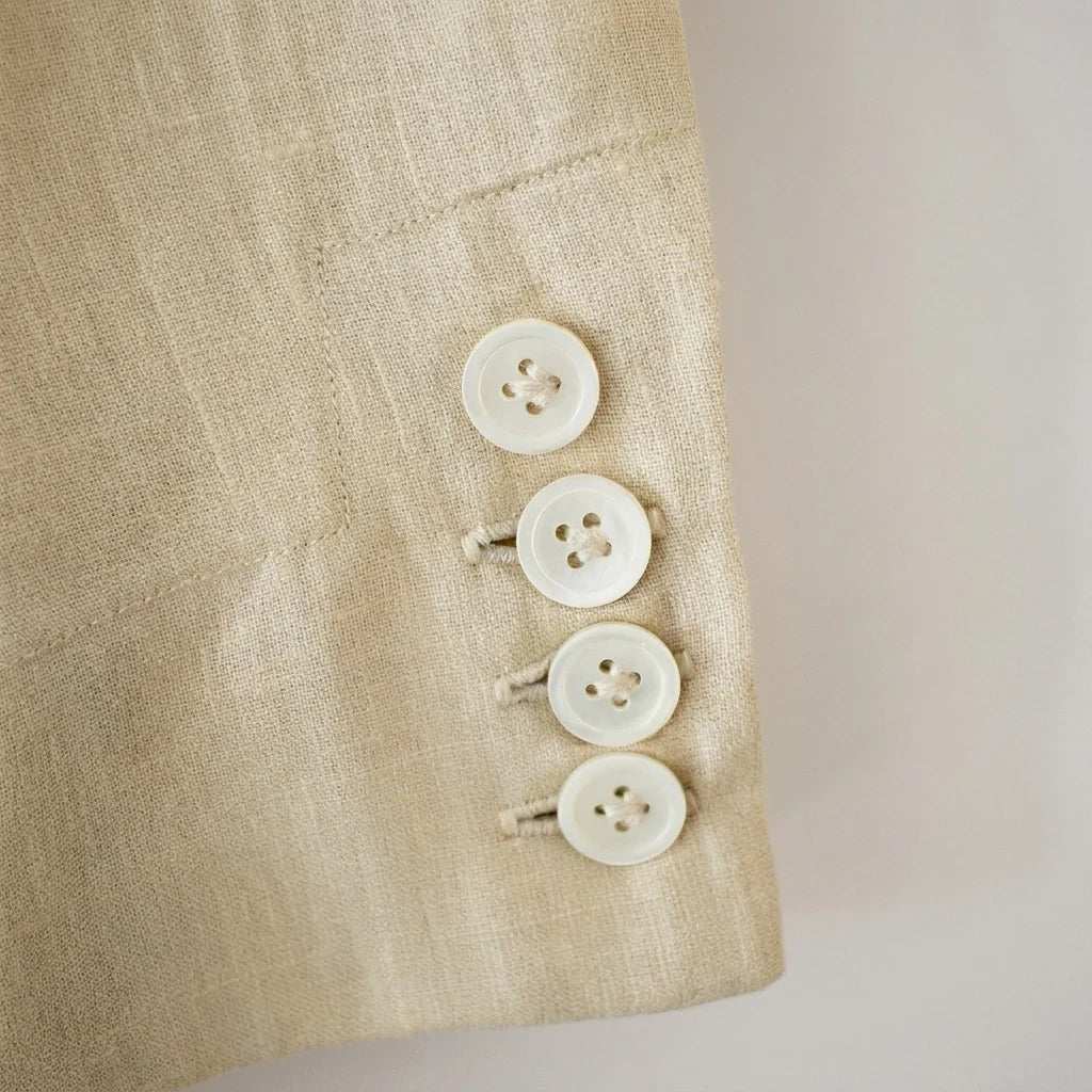 Pale Ivory – feature 3