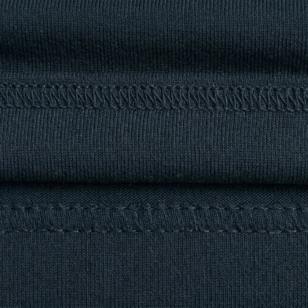 Navy Blue – feature 3
