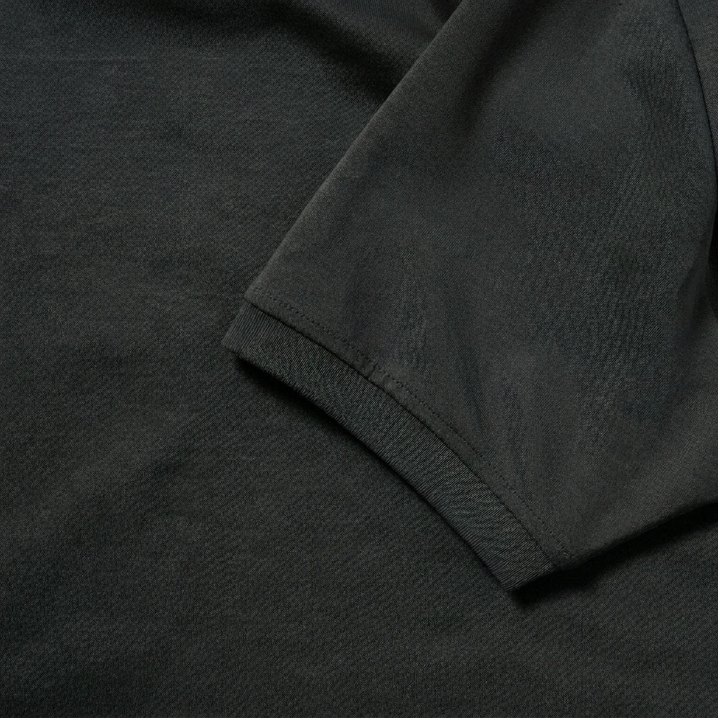 Black – feature 4