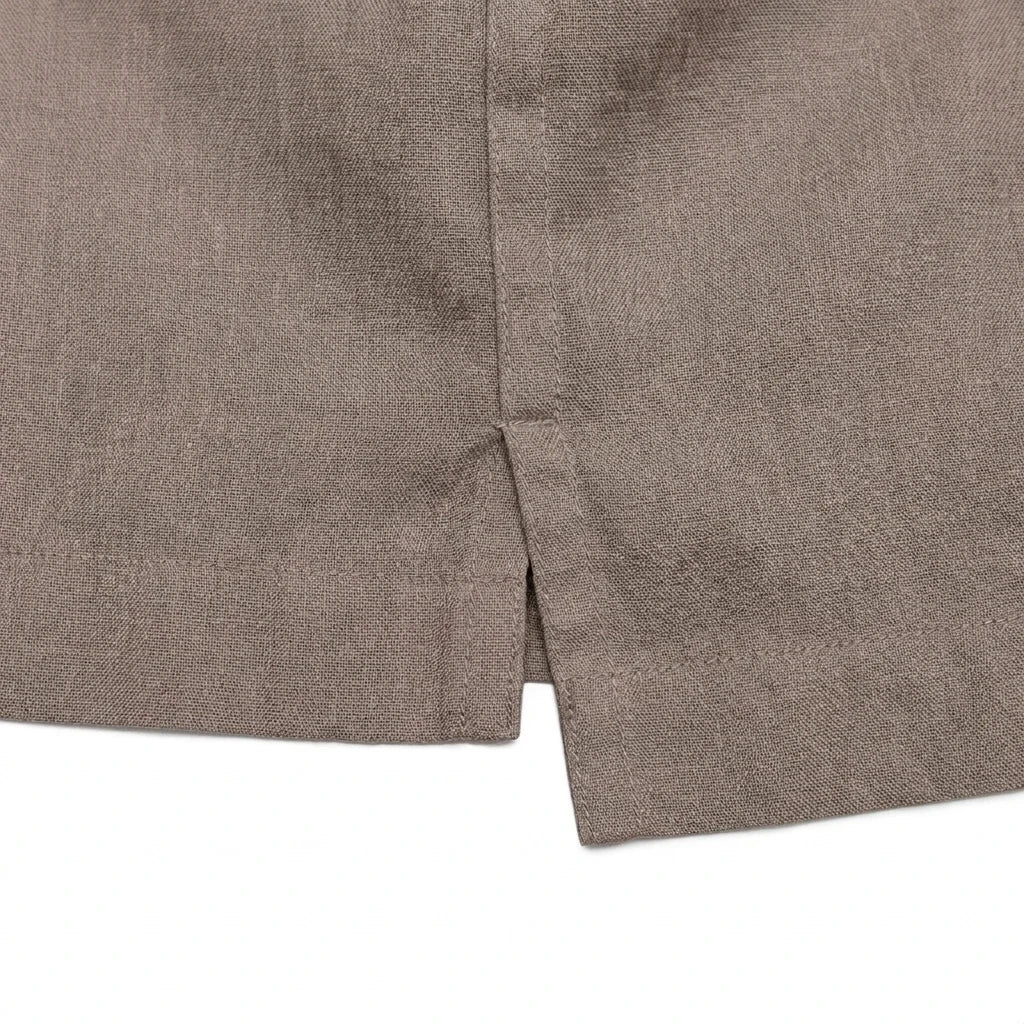 Muted Taupe – feature 4