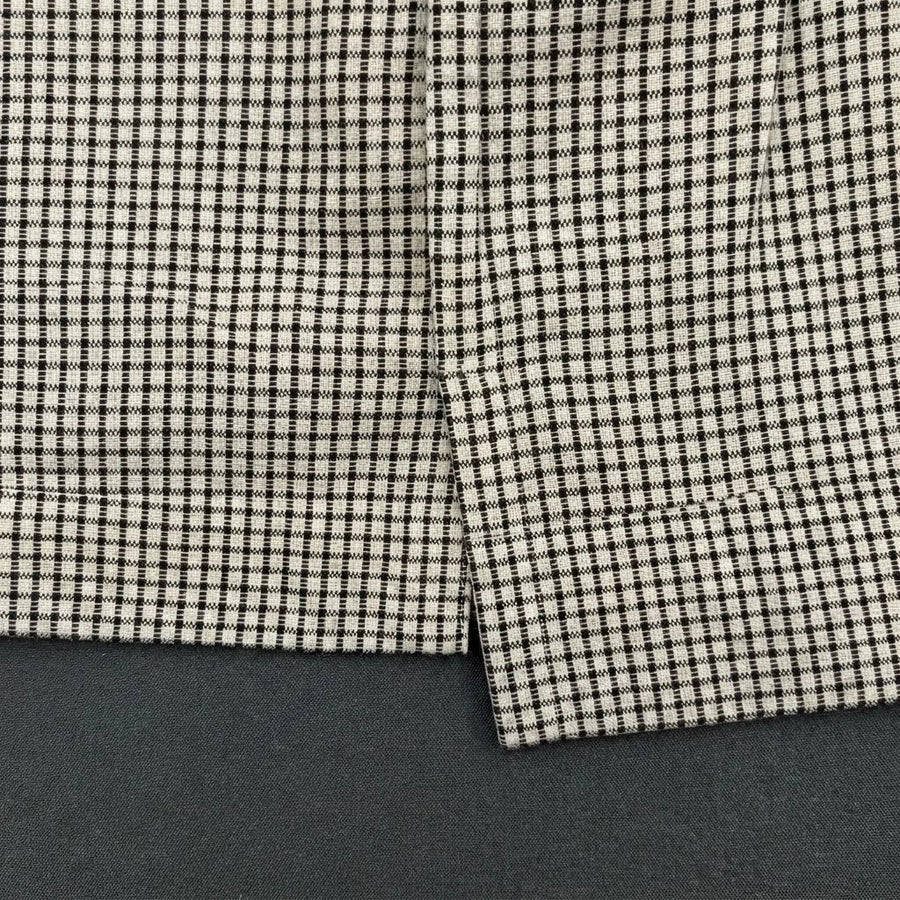 Side Vents with Reinforced Hem Stitching