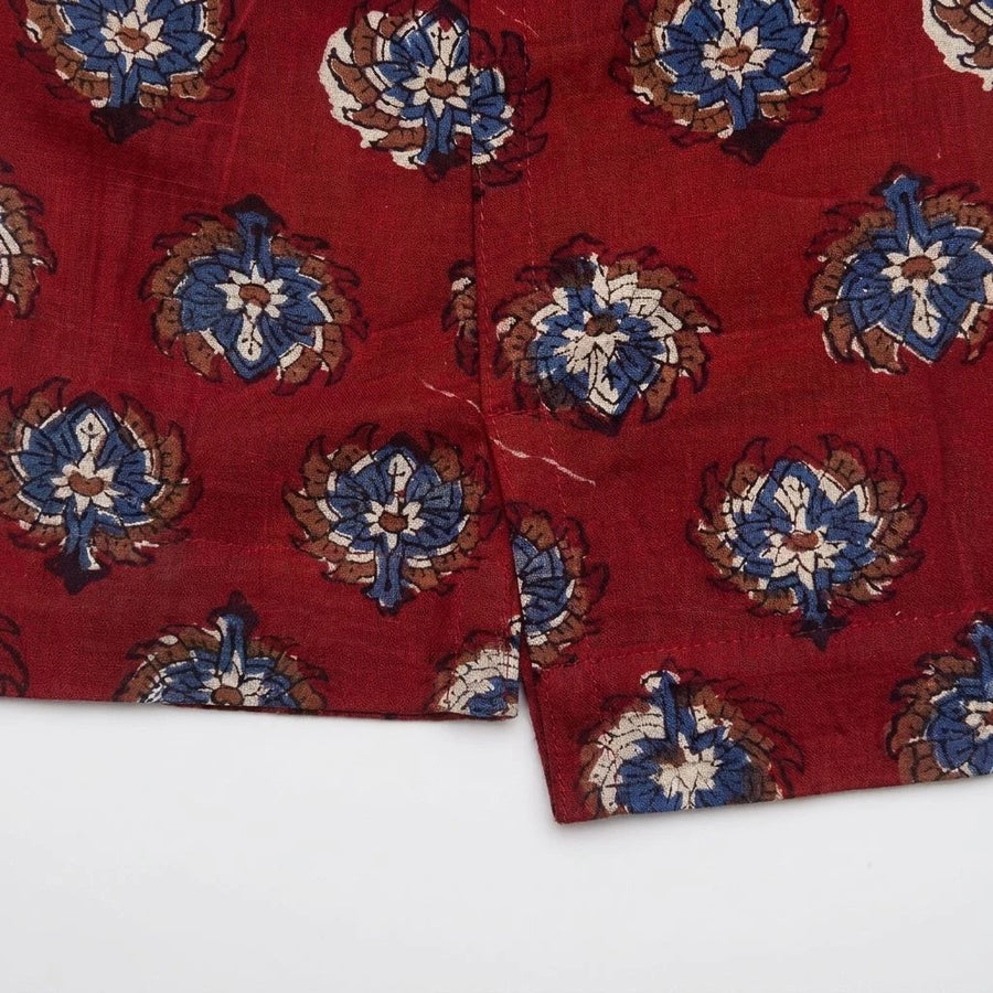 Side Vents with Reinforced Hem Stitching