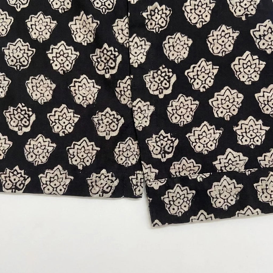 Side Vents with Reinforced Hem Stitching