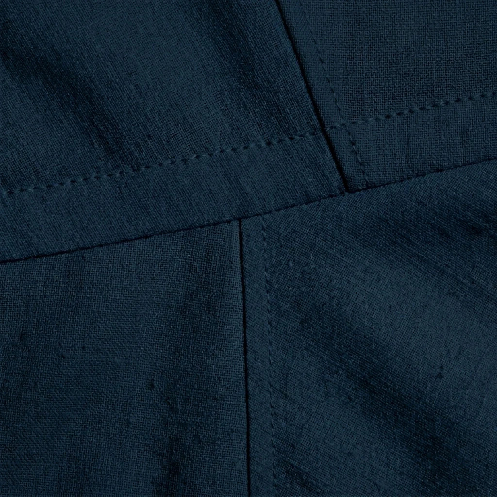 Regal Blue – feature 5