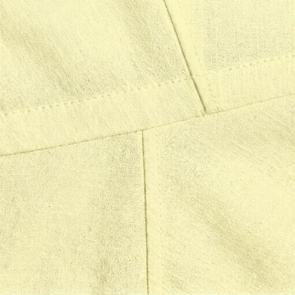 Soft Yellow – feature 5