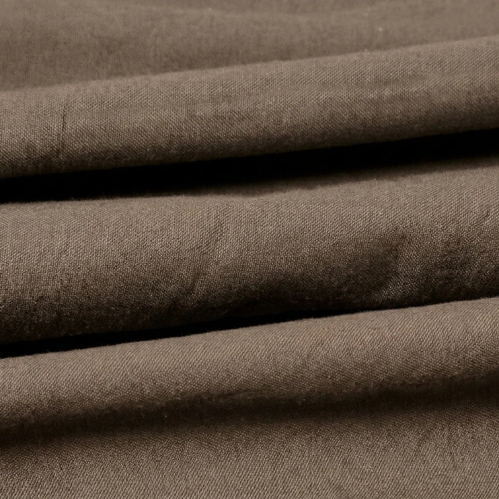 Dirty Taupe – 8