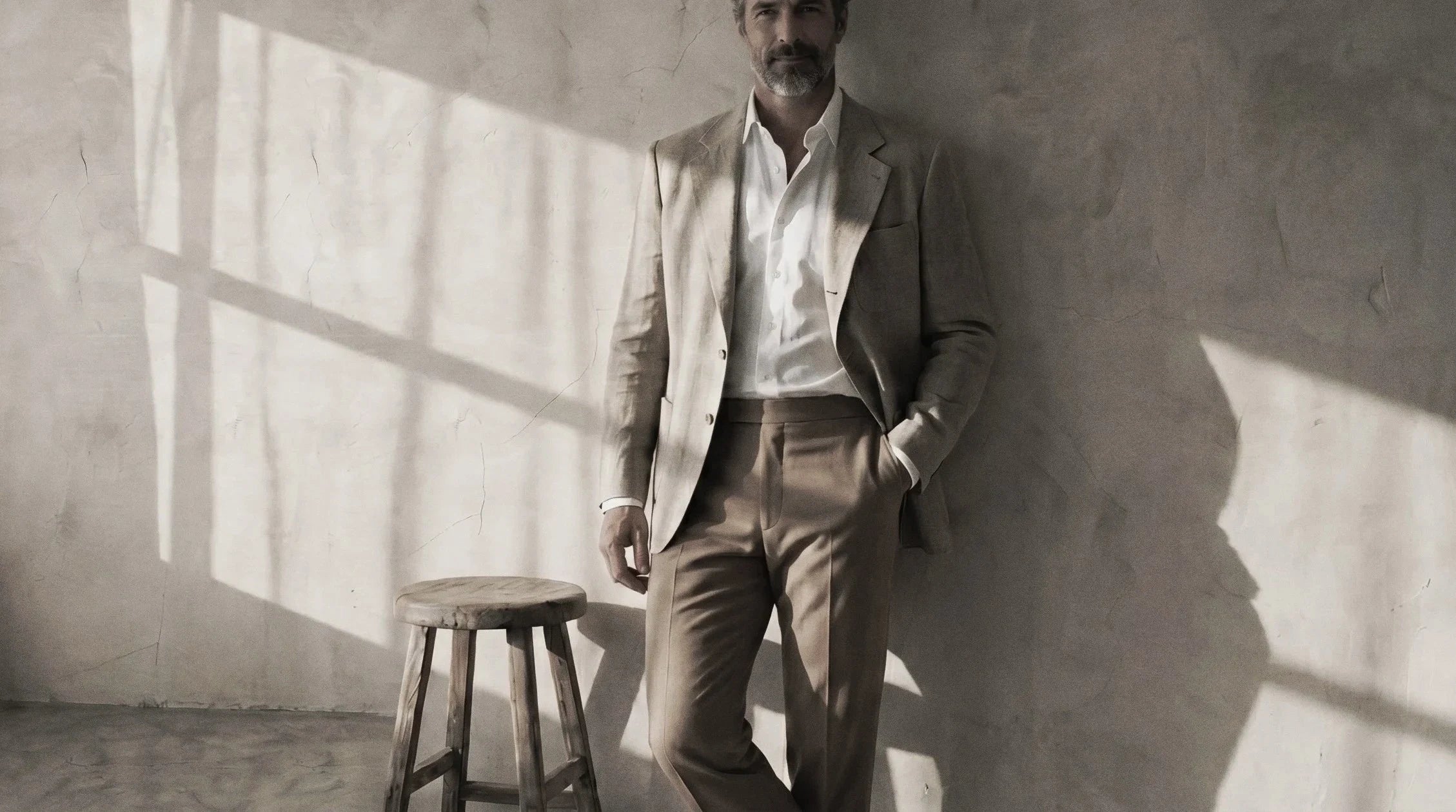 Taupe Chambray – lifestyle