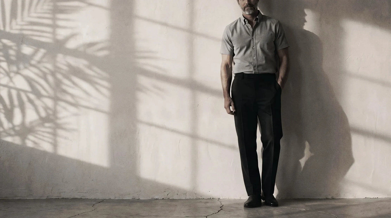 The Short Sleeve Atticus 160 in Riverstone Grey Pinpoint Oxford Cotton worn