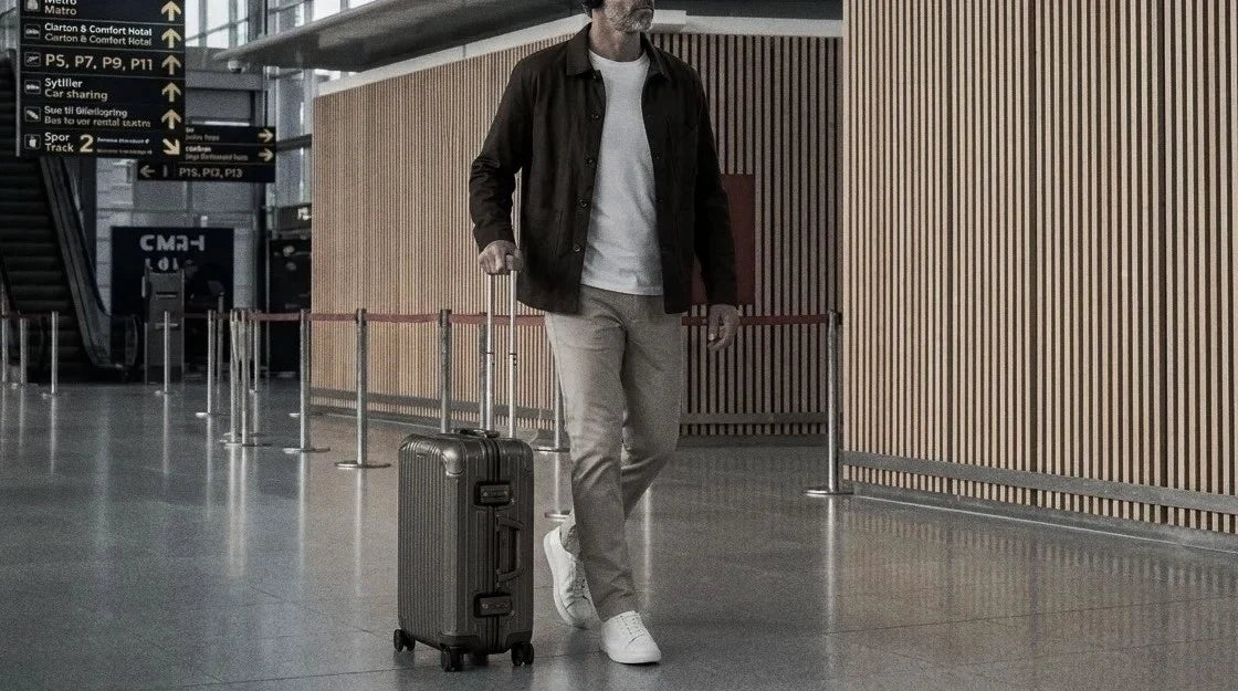 The Conrad 280 in Coffee Bean Twilled Cotton worn