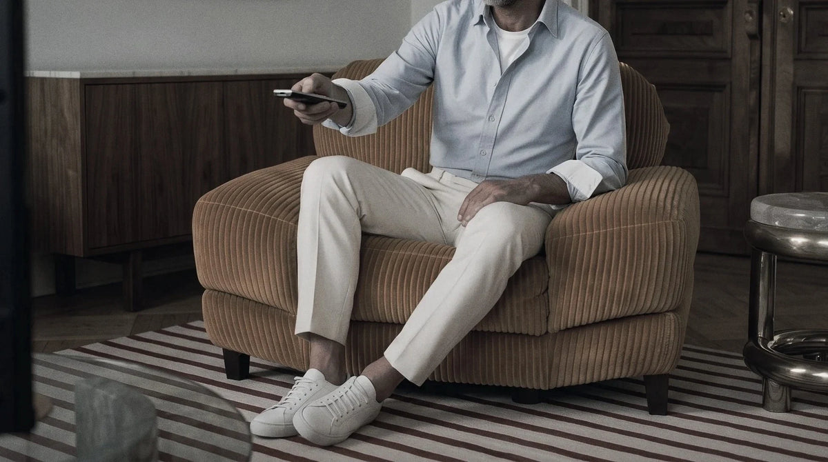 The Daniel 140 in Moonlight Frost Indian Cotton worn
