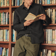 The Jack 120 in Ebony Black Cotton Flax — Model (1:1)