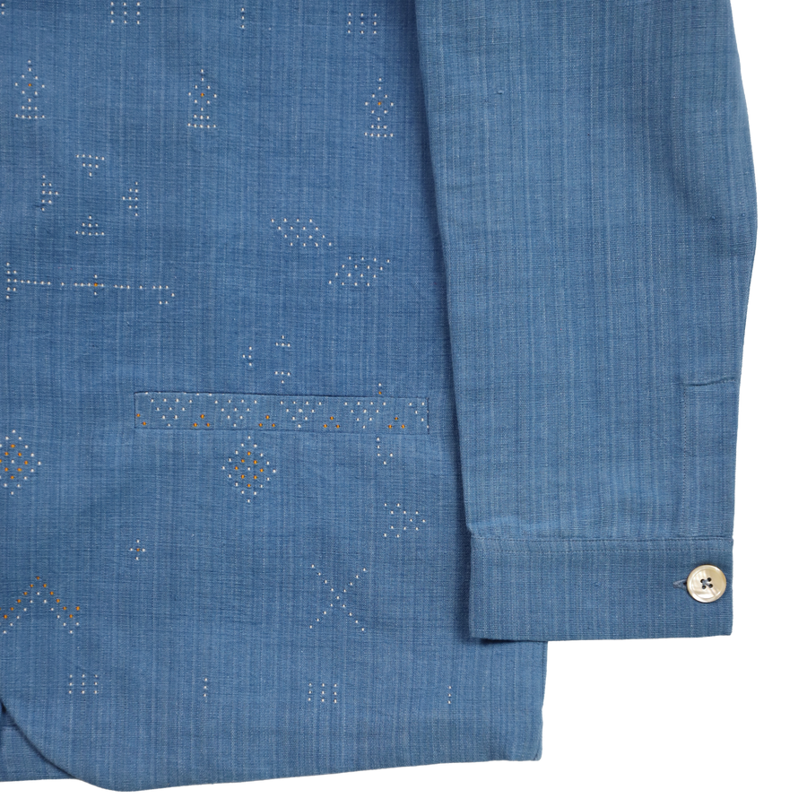 Single-Button Barrel Cuff with Sleeve Placket